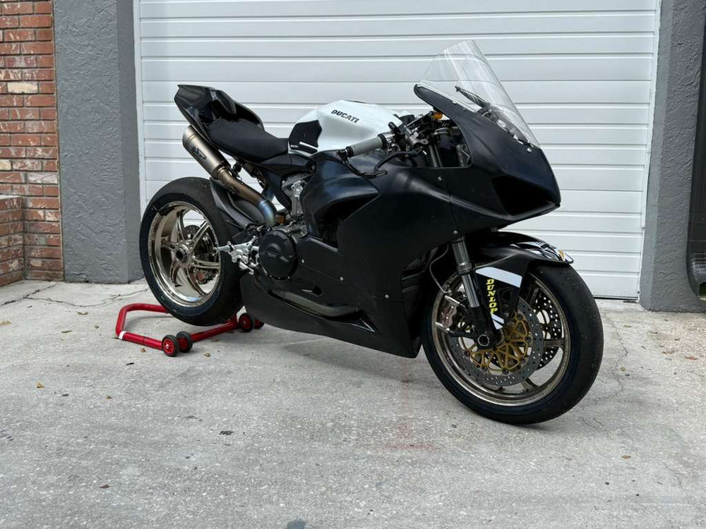 2023 Ducati Panigale V2 MotoAmerica Build
