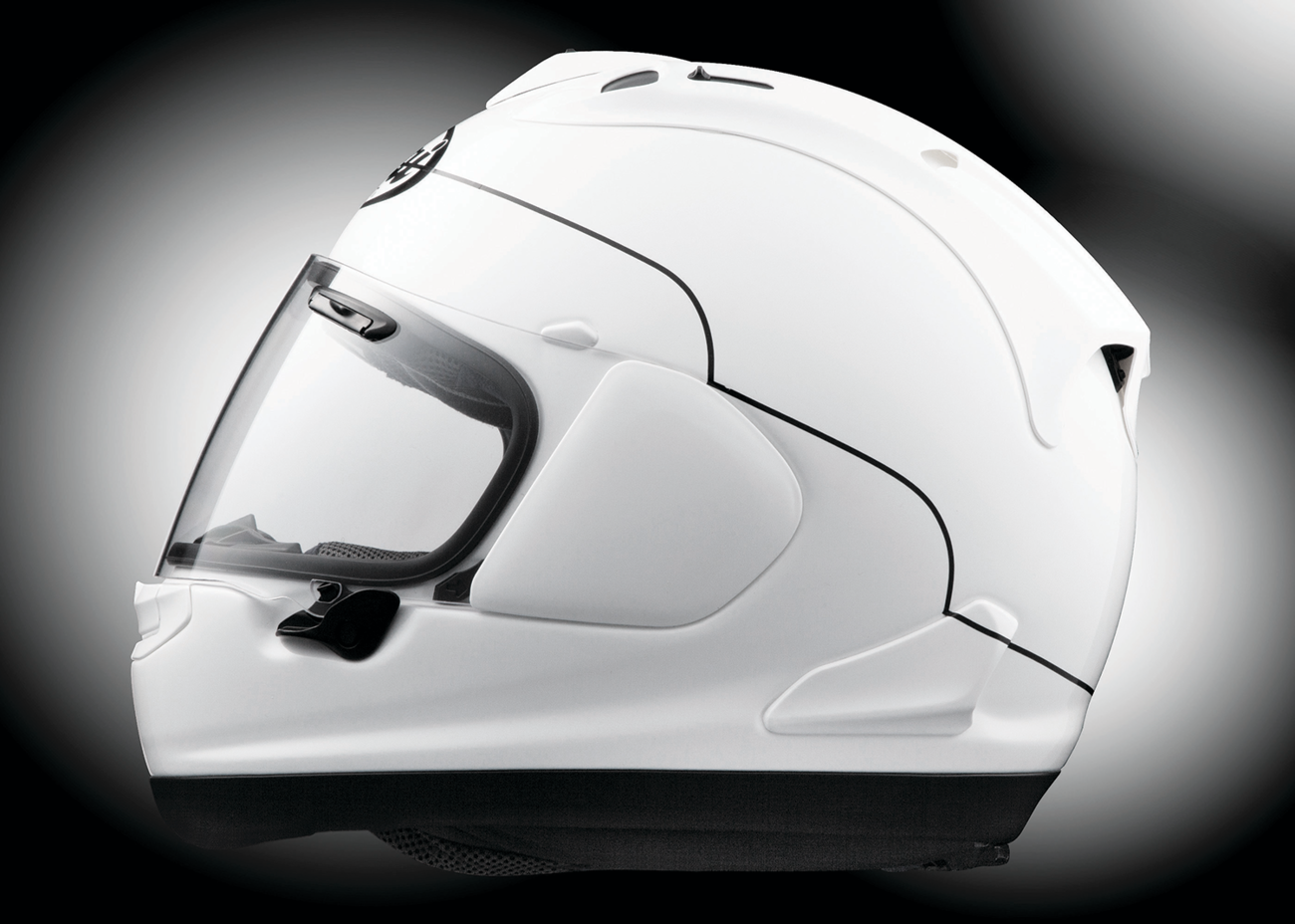 
                  
                    ARAI QUANTUM-X WHITE HELMET
                  
                