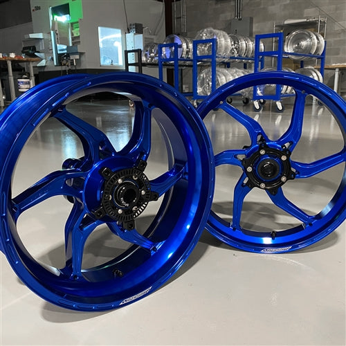 
                  
                    Gloss Blue Apex-6 Yamaha R1 /R1S /R1M 2015-2025 Forged Core Moto wheels
                  
                