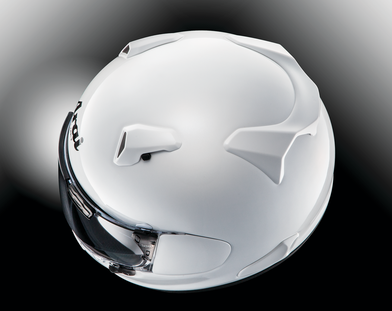 
                  
                    ARAI QUANTUM-X WHITE HELMET
                  
                