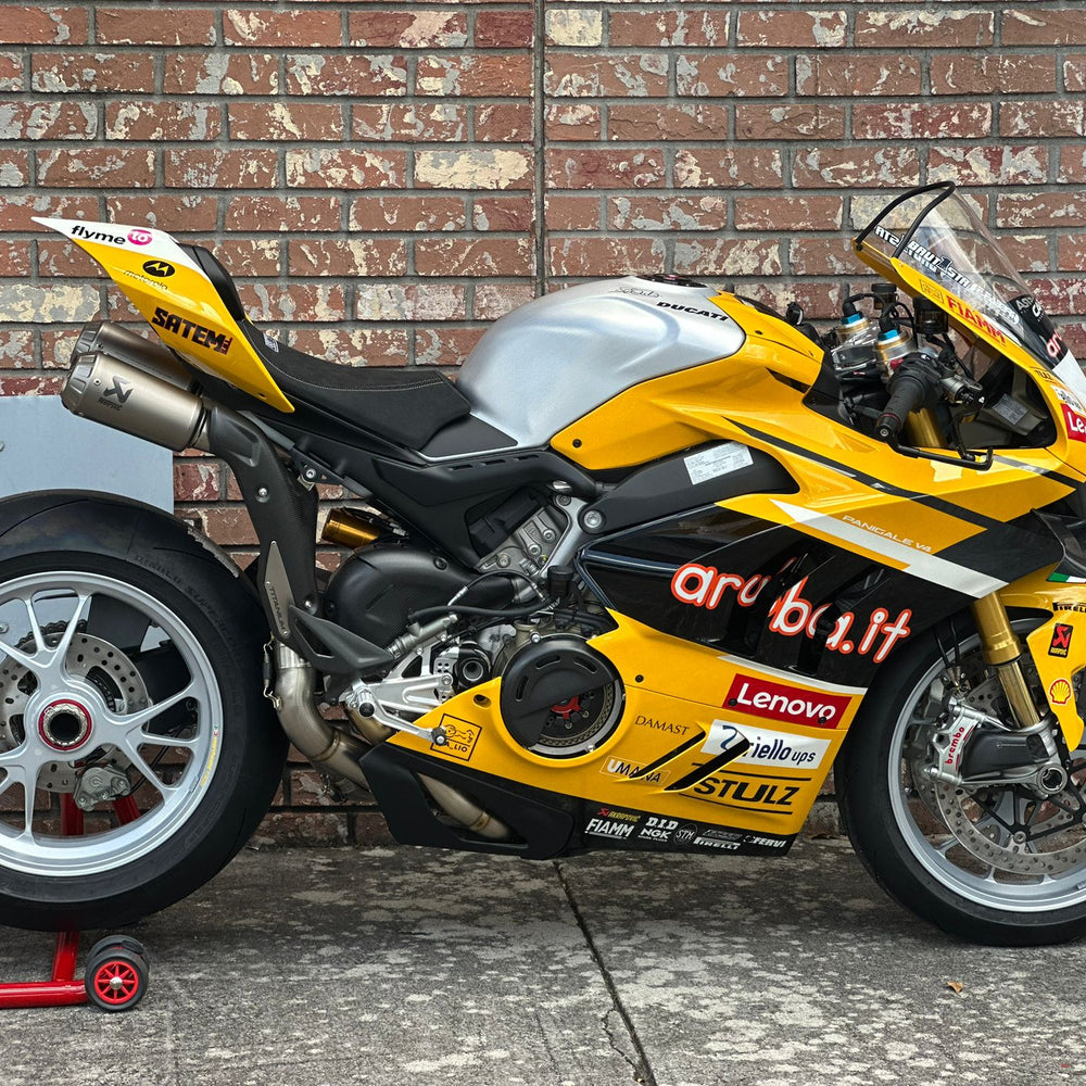 
                  
                    Side view of 2024 Ducati Panigale V4 Bautista SBK Replica in Ducati Giallo
                  
                