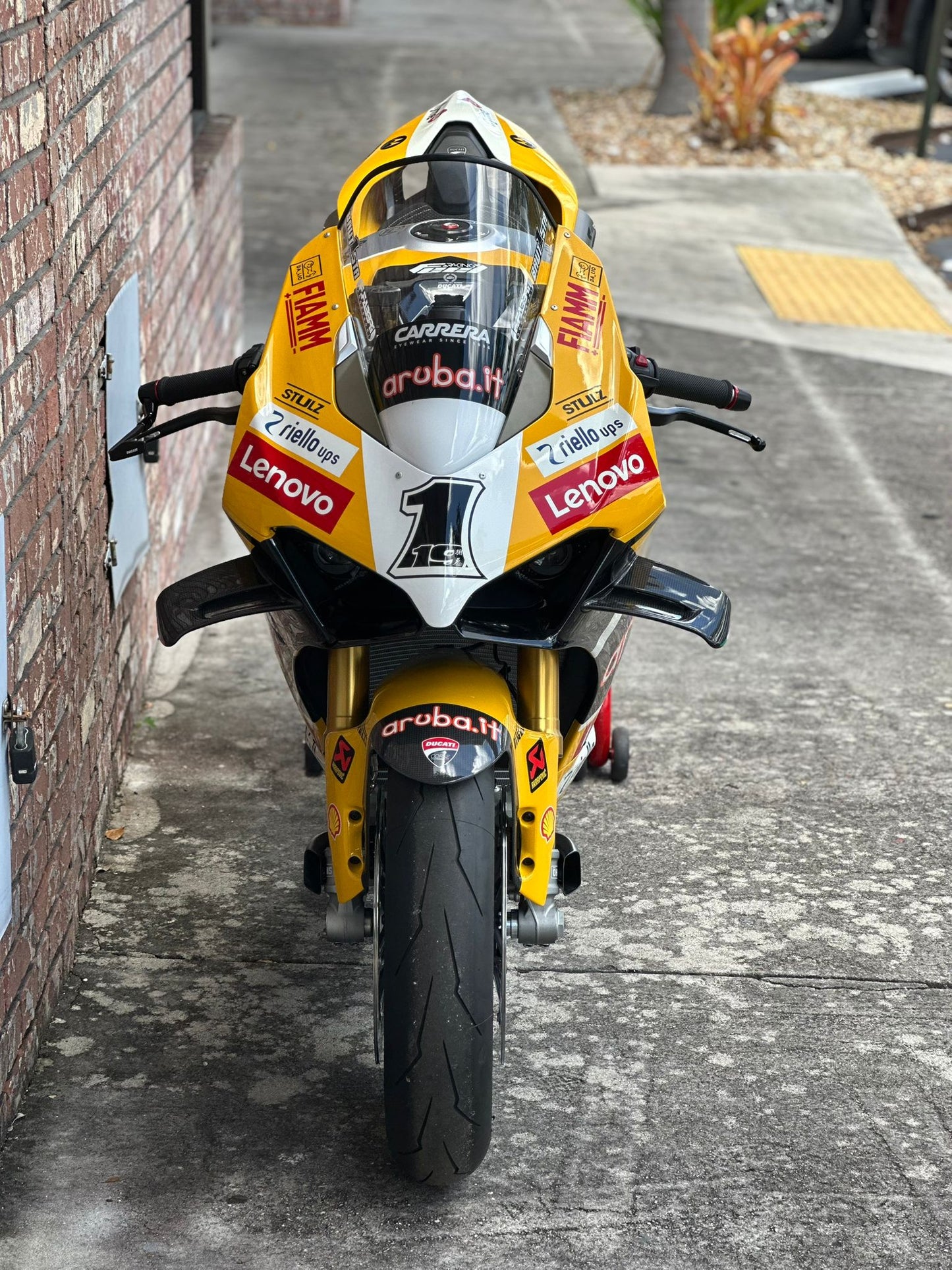 
                  
                    Close-up of Ducati Panigale V4 Desmosedici Stradale V4 engine
                  
                