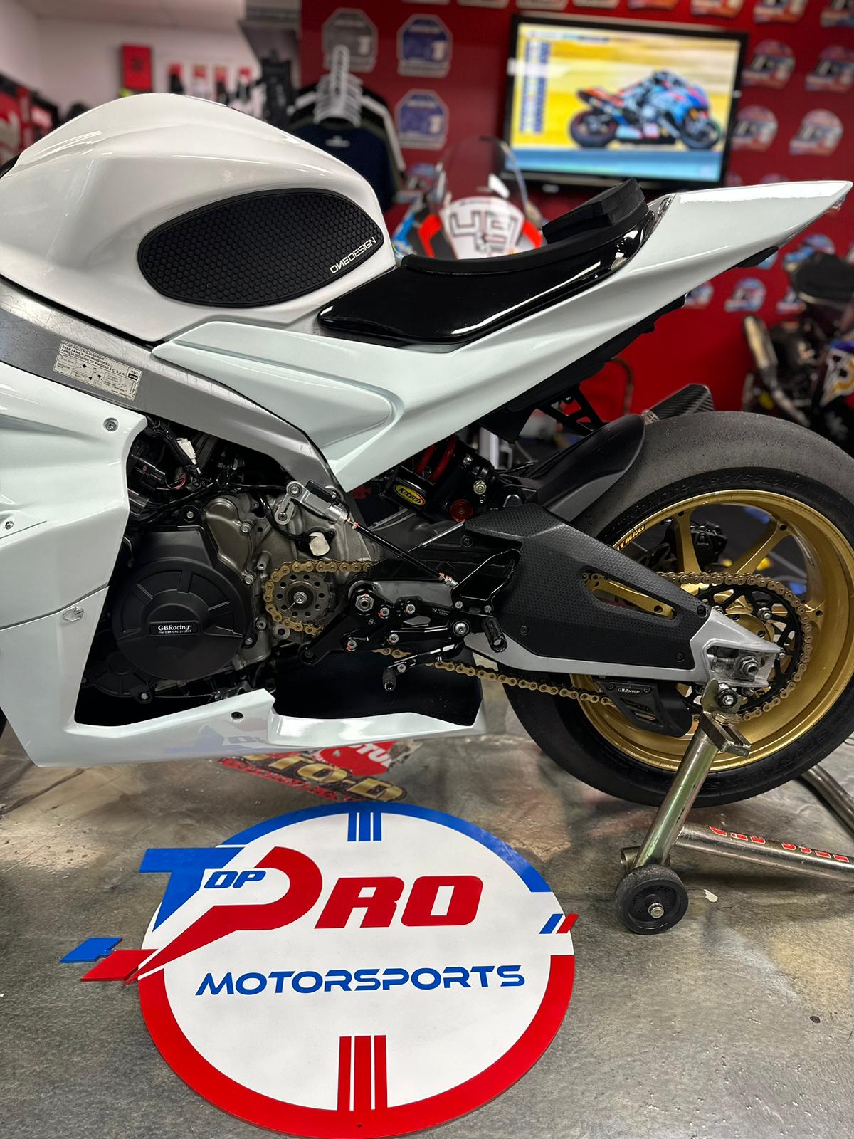 
                  
                    2022 Aprilia RS 660 Moto America Spec
                  
                