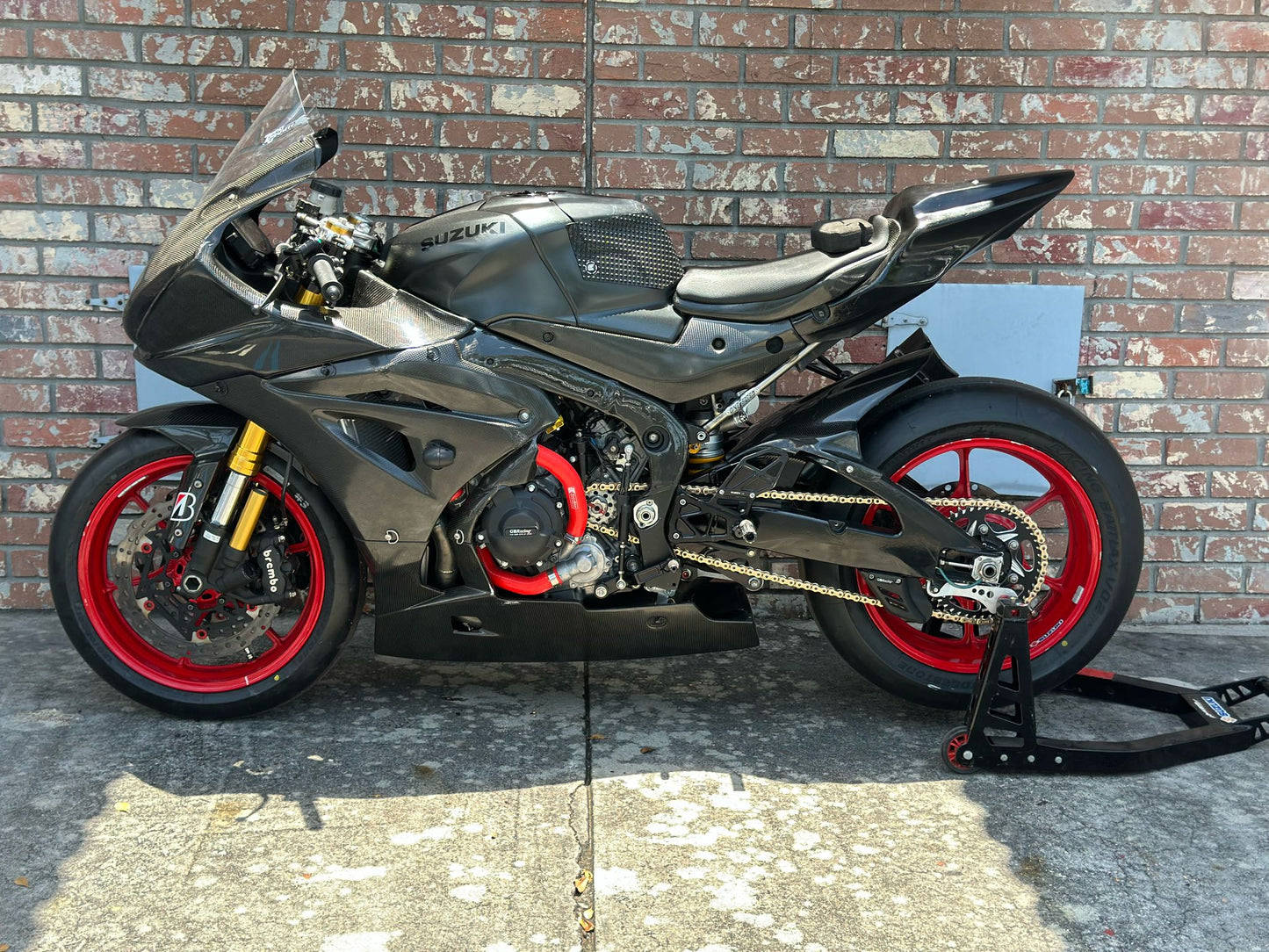 
                  
                    2021 Suzuki GSXR1000R Superbike
                  
                