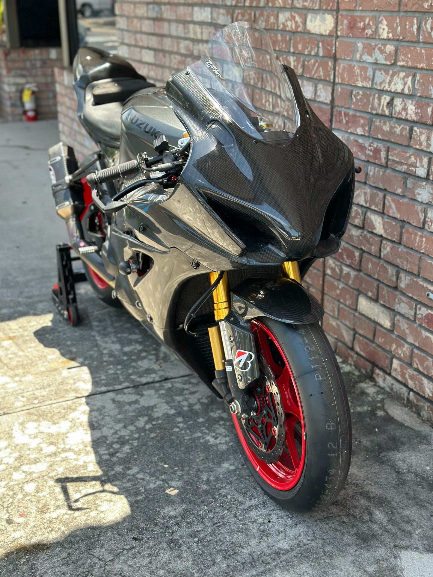 
                  
                    2021 Suzuki GSXR1000R Superbike
                  
                