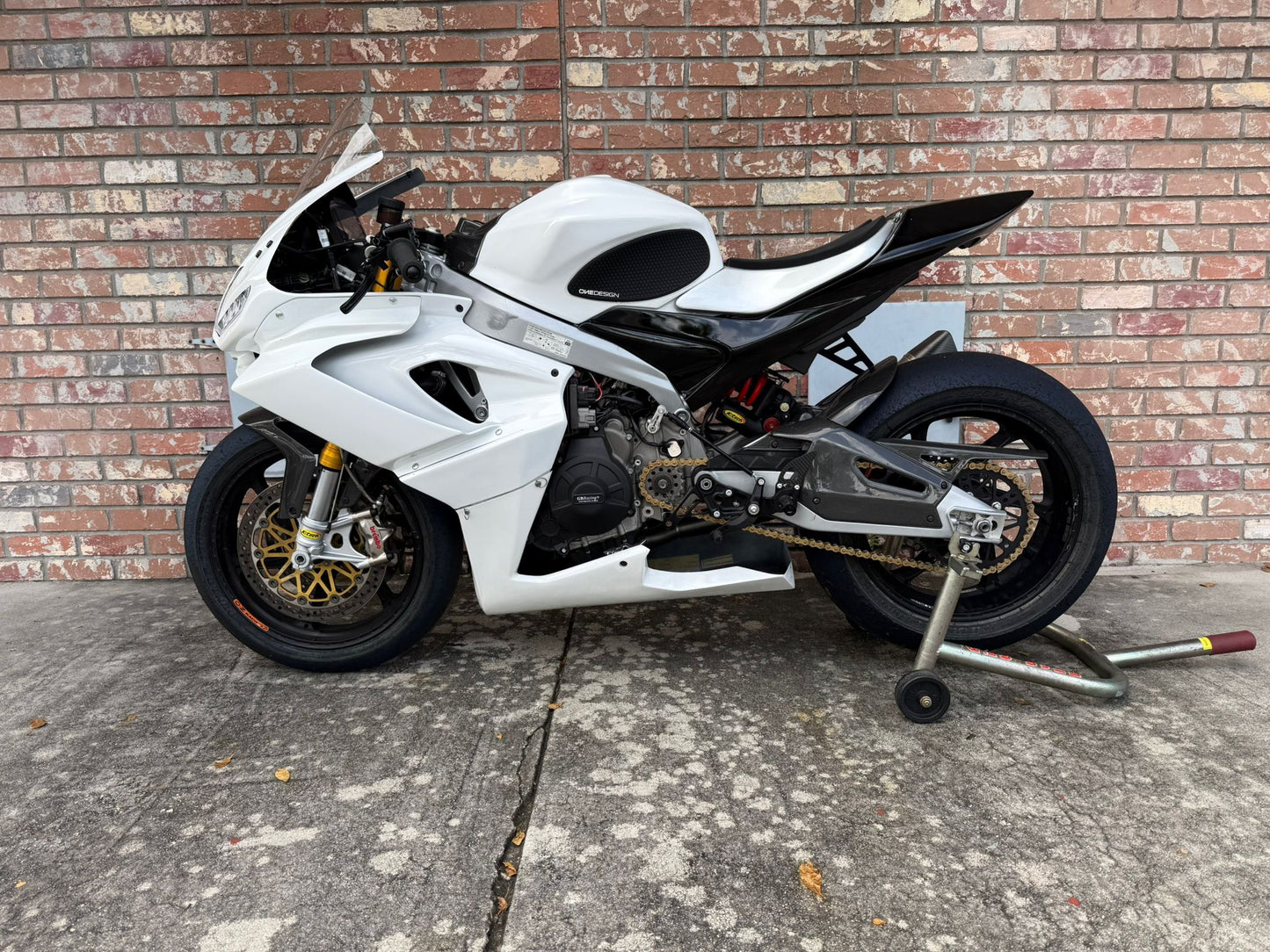 
                  
                    2023 Aprilia RS660 Race Bike
                  
                