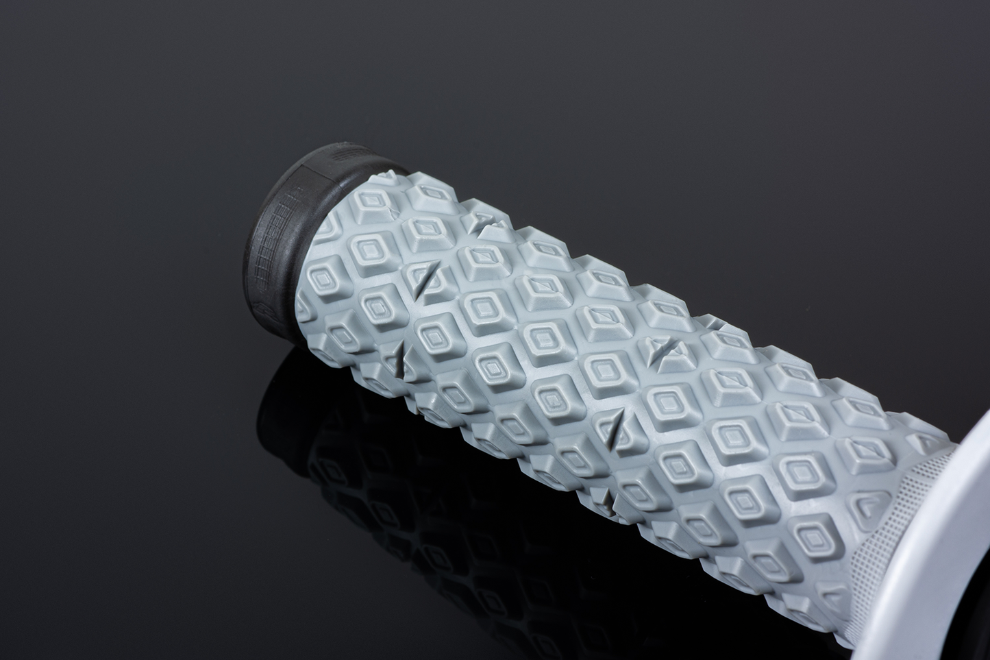 
                  
                    Grip DL Comfort Black
                  
                