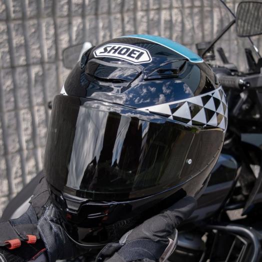 
                  
                    SHOEI RF-1400 Shakin' Speed Helmet
                  
                