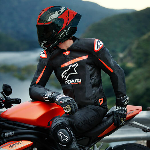 
                  
                    ALPINESTARS GP Plus R v4 Airflow Leather Jacket - Black/White
                  
                