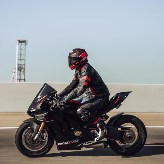 
                  
                    SHOEI RF-1400 Capriccio -Helmet
                  
                