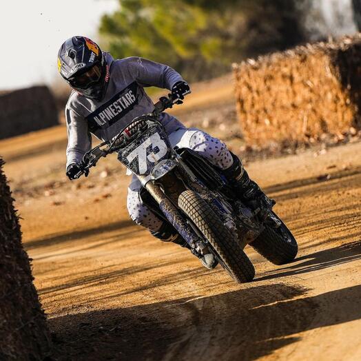 
                  
                    SHOEI VFX-EVO HELMET
                  
                