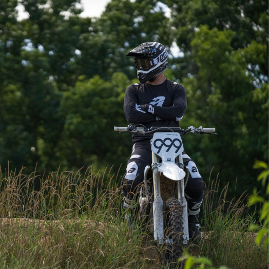 
                  
                    SHOEI VFX-EVO Faithful 2 Helmet
                  
                